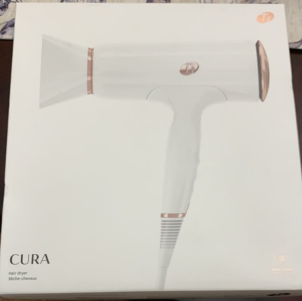 T3 Cura Hair Dryer